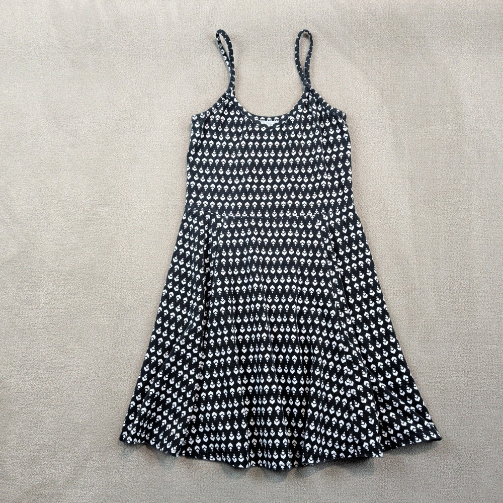 SO Dress Size Medium Womens Black White Geometric Print Skater Fit Flare Cotton